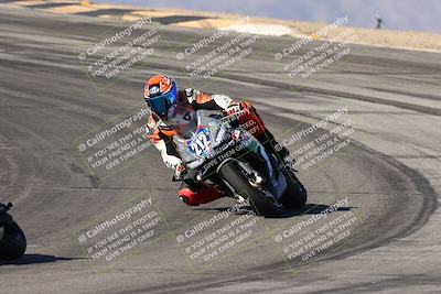 media/Dec-07-2025-CVMA (Sun) [[3e7d2de5dc]]/Race 7-Formula Lightweight Twins Shootout/